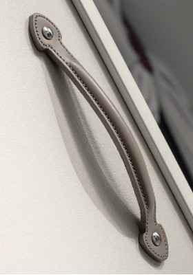 Luxus Kleiderschrank mit Schwebetüren Schlafzimmer Schrank Schränke Holz  Modern