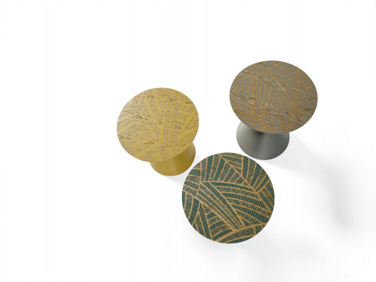 Luxuriöses Set aus 3 Designertischen aus Naturholz für das Wohnzimmer