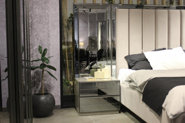 Luxus Schlafzimmer Set Bett+ 2x Nachttische Komplettes Zimmer Möbel Neu