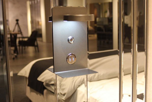 Luxus Schlafzimmer Set Bett+ 2x Nachttische Komplettes Zimmer Möbel Neu