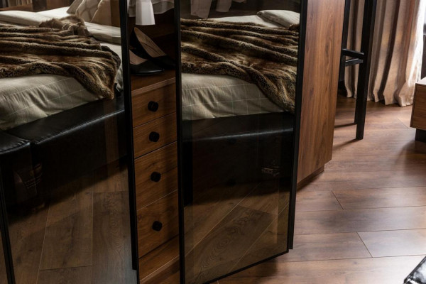 Glasschrank Kleiderschrank Braun Durchsichtig Getönte Glasfronten Schrank Möbel