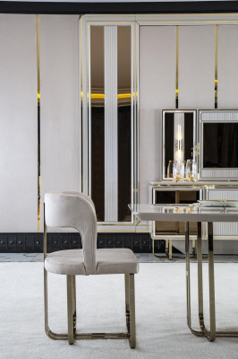 Esszimmer Set Beige 2x Stühle Luxus Esstisch Weiß Elegantes Metall 3tlg.