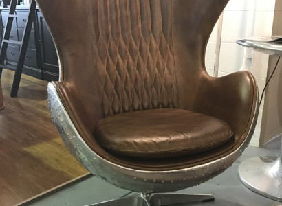 Eggchair Leder Braun Metall silber Ohrensessel Egg Chair Flieger Club