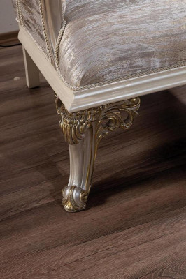 Luxus Dreisitzer Design Sofa 3 Sitzer Polster Couchen Klassische Sofas