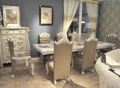 Königlicher Esstisch Tisch Holz Klassische Tische Barock Rokoko Esszimmer
