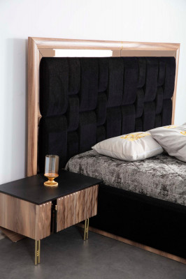 Stilvolles Schlafzimmer-Set in Beige und Braun mit luxuriösem Bett + 2 Nachttischen und Frisiertisch