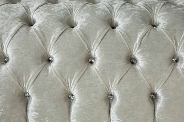 Dreisitzer Weiß Stoff Wohnzimmer Design Couchen Sofa Chesterfield Couch