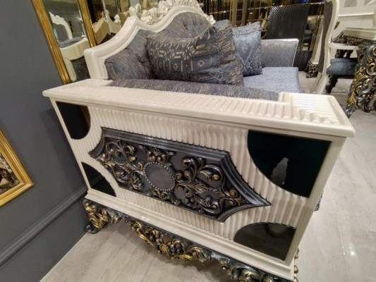 Designer Sofa Moderner 3 Sitzer Sofa Luxuriöses Wohnzimmer Sofa Neu