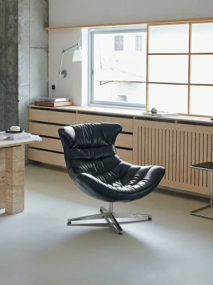 Sessel Design Couch Sofa Sitzer Leder Lounge Club Polster Luxus Ohren Sitz Relax