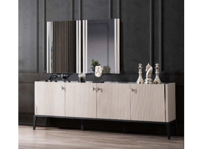 Weiße Esszimmer Anrichte Designer 4-türige Kommode Exklusive Holzmöbel