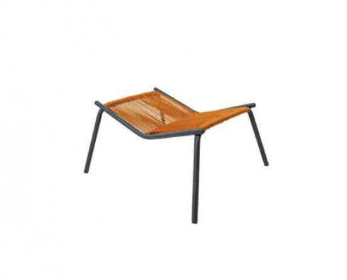 Modern Set für Ihren Garten Besteht aus Sessel Hocker und Beistelltisch