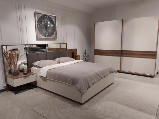 Set Bett 2x Nachttische 4tlg. Komplettes Schlafzimmer Luxus neu Möbel