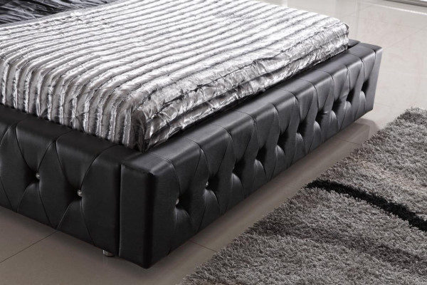 Modernes Hotel Design Bett XXL Betten Luxus Doppel Leder Chesterfield