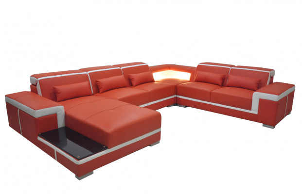 Komfortables XXL Ledersofa mit innovativer Ergonomie und LED-Beleuchtung