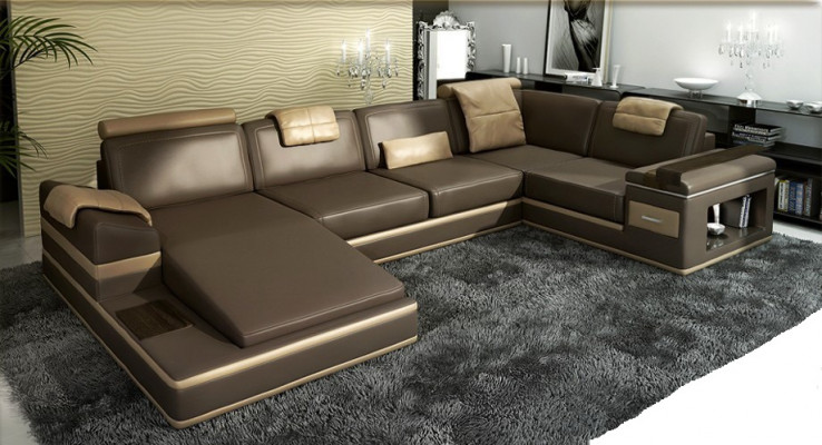 Ein wunderschönes U-förmiges Ecksofa in einem großartigen zeitgenössischen Design 