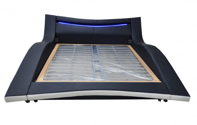 Luxus Design Leder Doppel Hotel Bett mit USB Gepolstertes Ehe Betten Gestell Neu