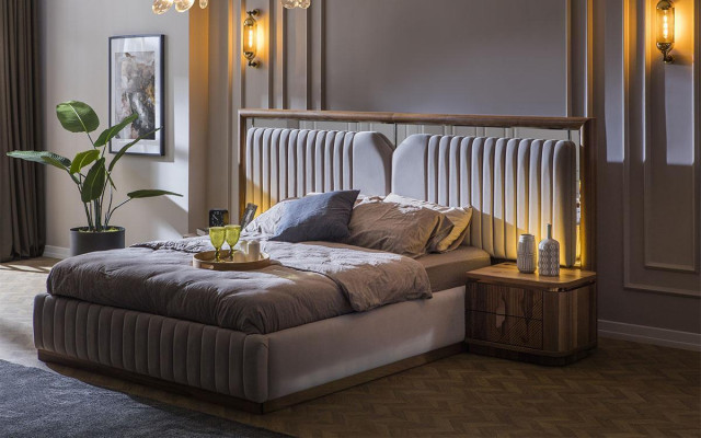 Modernes Schlafzimmer Set Bett + 2x Nachttische + Kommode mit Spiegel Modern