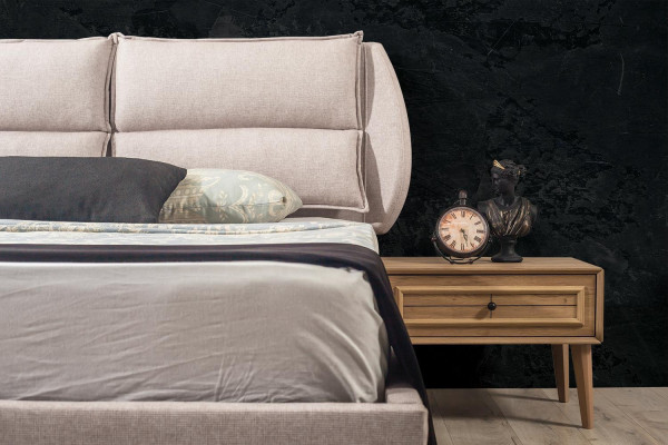 7tlg.Schlafzimmer set Bett + 2x Nachttischе+Kleiderschrank+Schminktisch+Spiegel