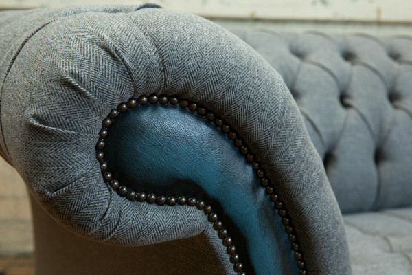 Designer Chesterfield graue Sofas Polster Couchen Textil Relax Möbel