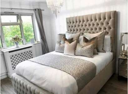 Chesterfield Bett Design Schlafzimmer Englisches Betten 200x200cm Textil Polster