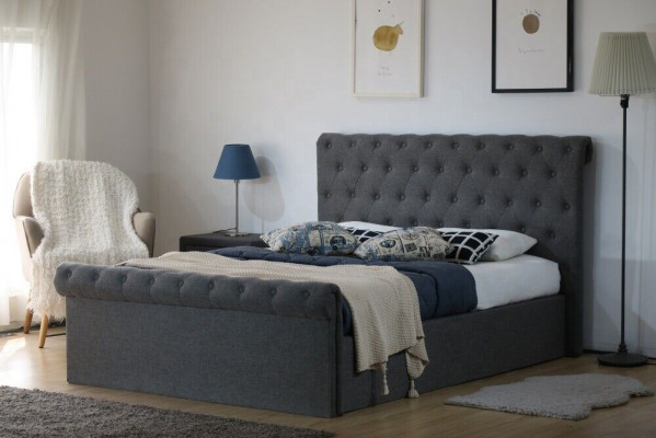 Chesterfield Klassisches Design Bett Polster Betten Textil 140x200cm