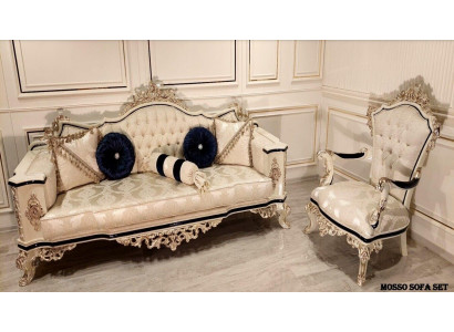 Ein luxuriöser klassischer Sessel in einem beigen Farbton von Chesterfield