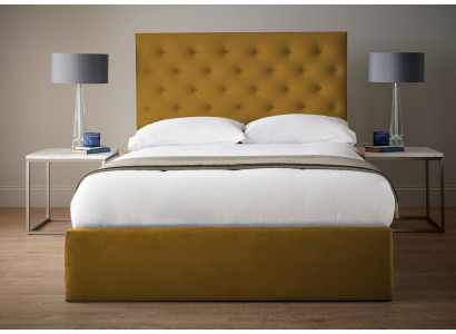 Englisches Chesterfield Bett Designer Polster Betten Gestell Textil Stoff Gold